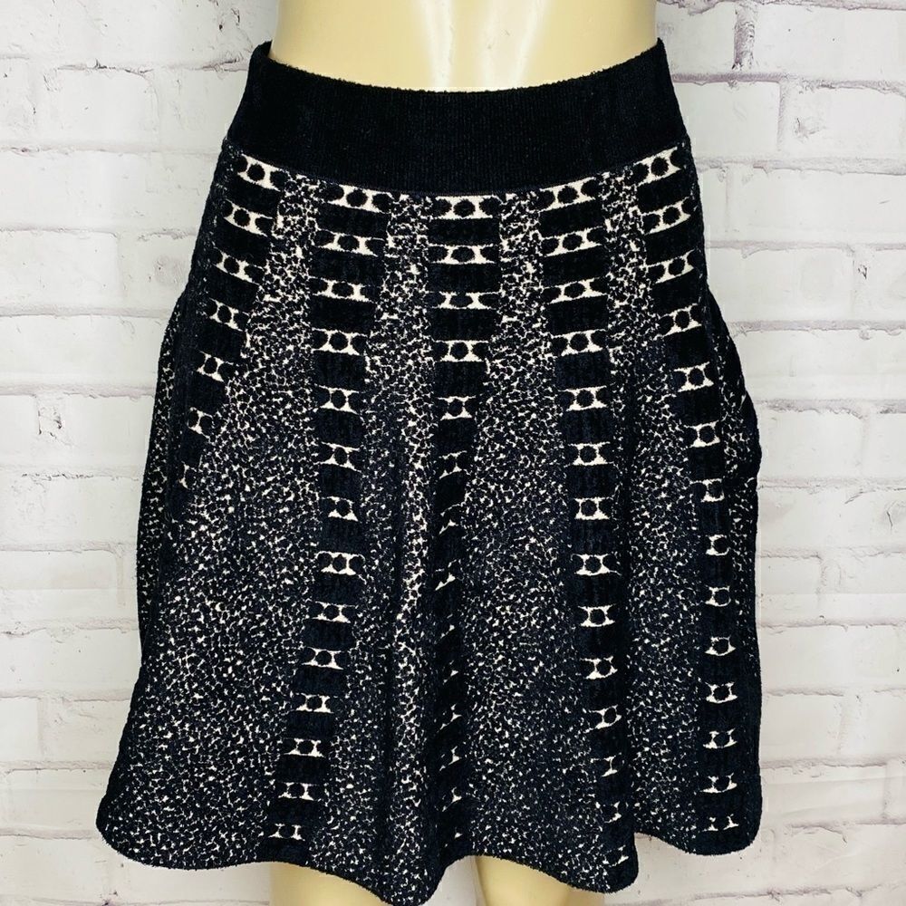 Anthropologie Black Moth Jacquard Knit Skater Animal Print Small Skirt